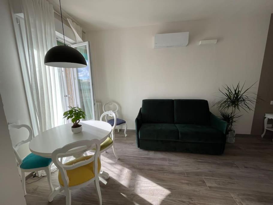 Luminoso Appartamento Fiorentino Florence Ngoại thất bức ảnh